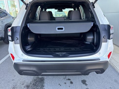 Certified 2025 Subaru Forester Premium w/ Protection Package (1PH) image 32