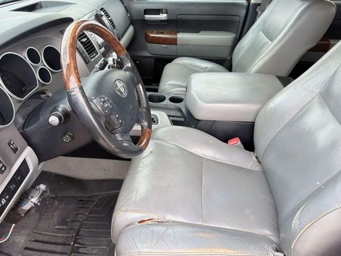 Used 2011 Toyota Tundra Limited w/ Platinum Pkg AWD/4WD image 5