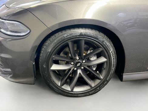 Used 2019 Dodge Charger GT w/ Performance Handling Group RWD image 13