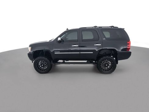 Used 2011 Chevrolet Tahoe LTZ image 8