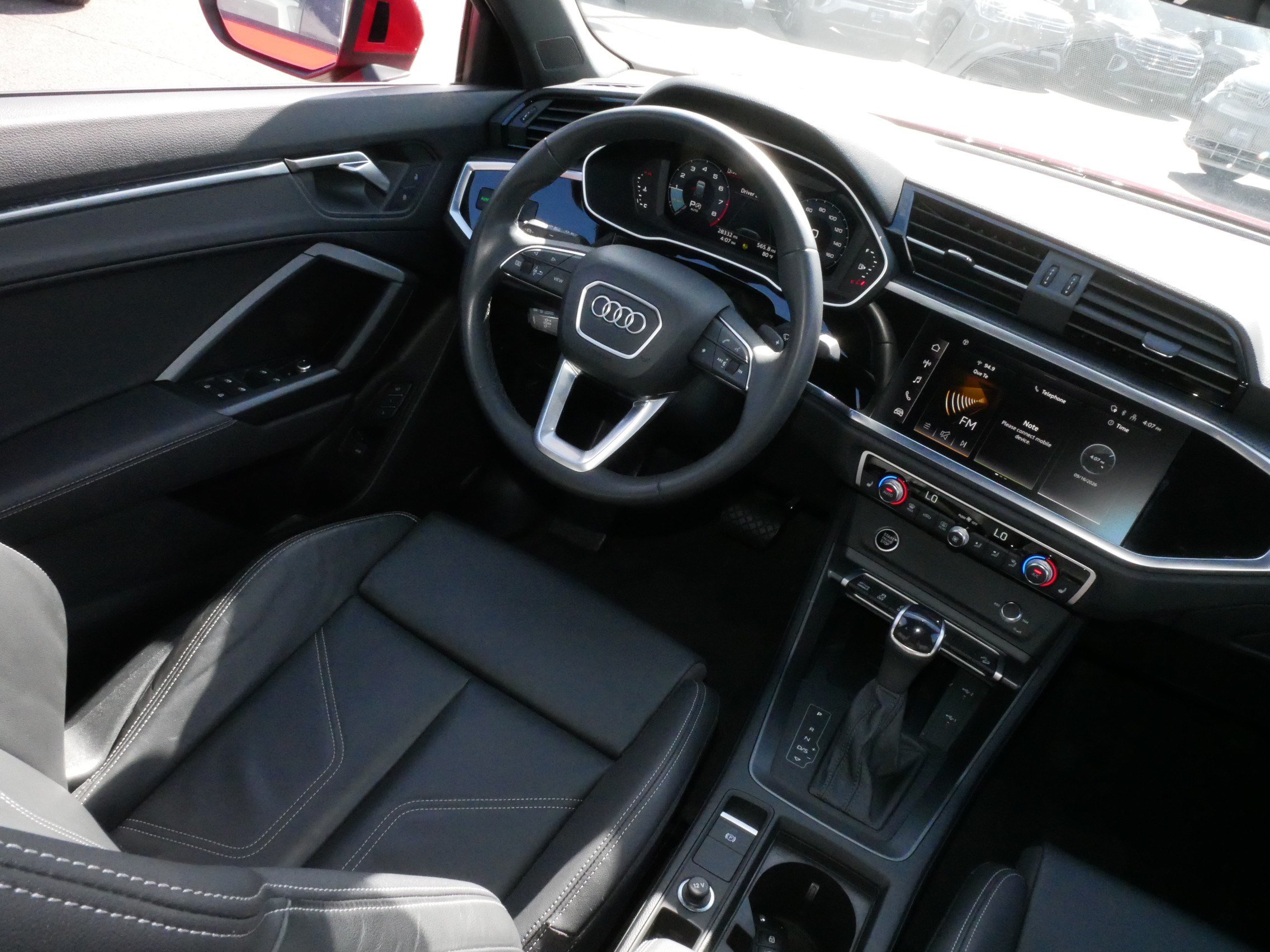 Used 2023 Audi Q3 2.0T Premium Plus w/ Premium Plus Package AWD/4WD image 9