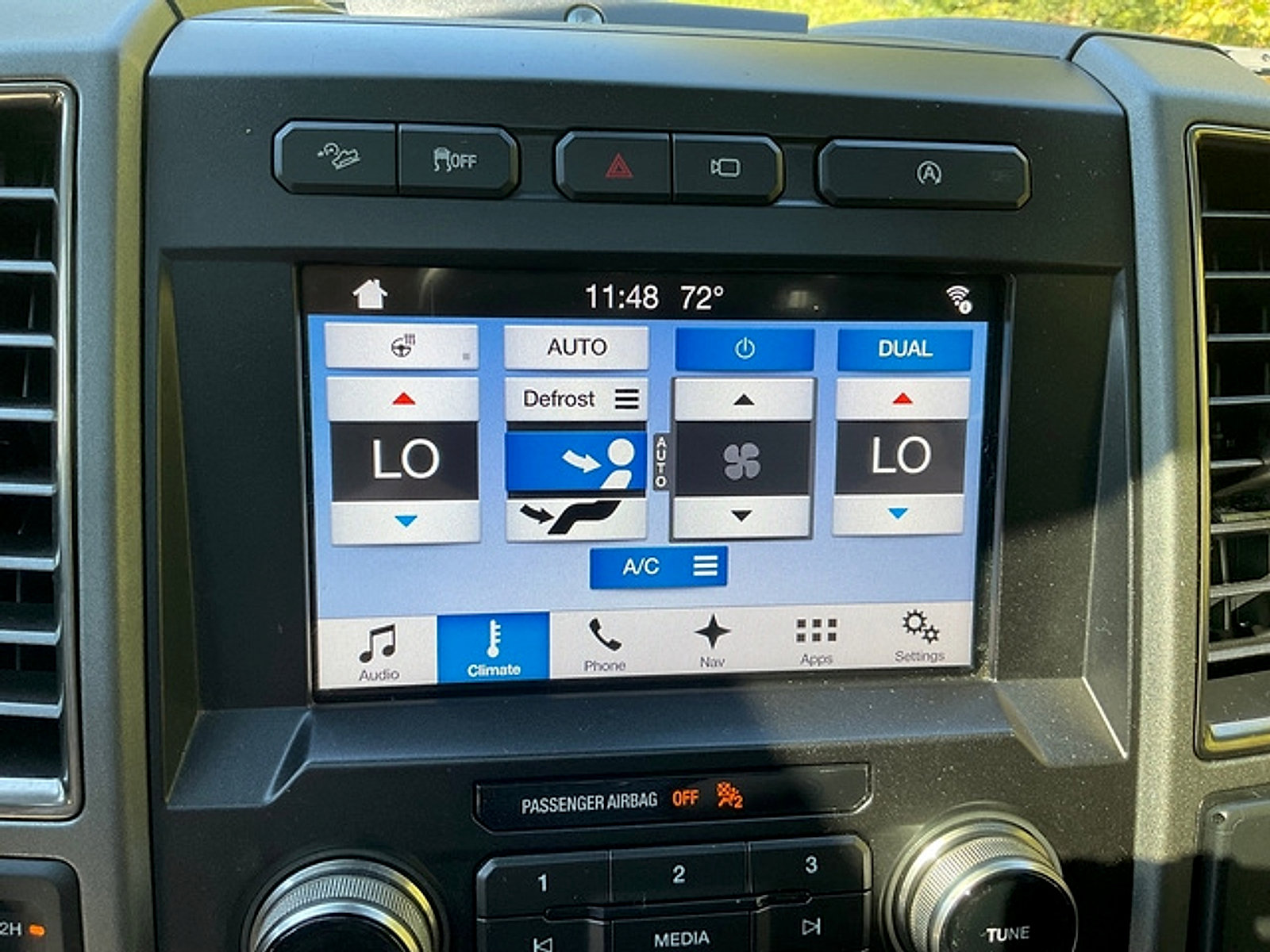 Used 2018 Ford F150 Raptor w/ Equipment Group 802A Luxury AWD/4WD image 23