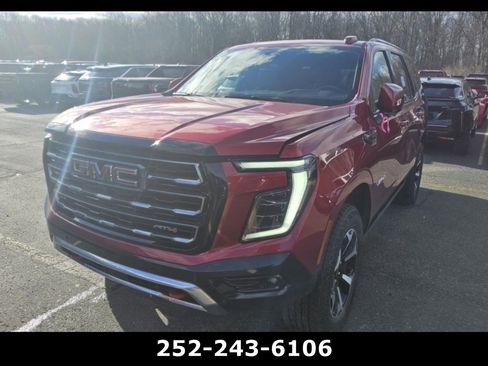 Used 2025 GMC Yukon AT4 w/ AT4 Premium Plus Package image 2