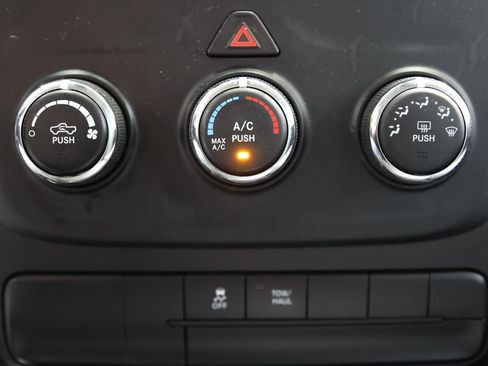 Used 2019 RAM 1500 Express image 14