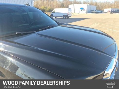 Used 2022 GMC Yukon SLT w/ SLT Premium Package image 6