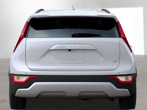 New 2026 Kia Niro EX image 14