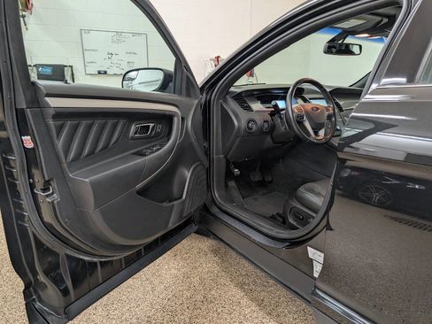 Used 2014 Ford Taurus SEL w/ Equipment Group 201A image 6