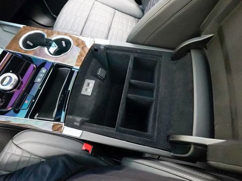 Used 2025 Cadillac Escalade Sport Platinum w/ LPO, ONYX Package image 68