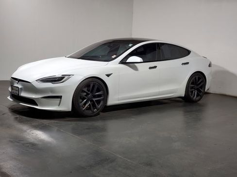 Used 2021 Tesla Model S Plaid image 5