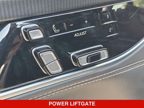 Used 2024 Jeep Grand Wagoneer L Series II w/ Quick Order Packagew 28T AWD/4WD image 16