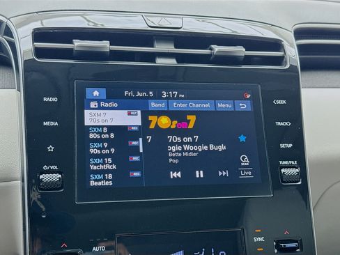Used 2023 Hyundai Tucson SEL w/ Convenience Package FWD image 11