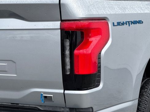 Used 2023 Ford F150 Lightning Pro image 27