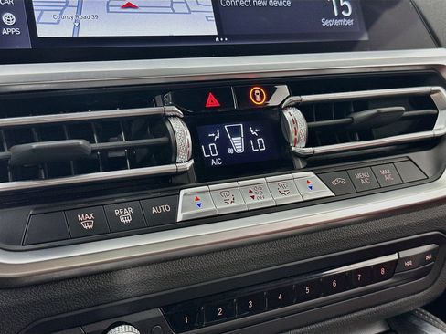 Used 2022 BMW 430i Convertible w/ M Sport Package RWD image 16