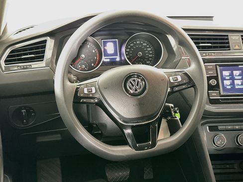Used 2021 Volkswagen Tiguan S FWD image 18