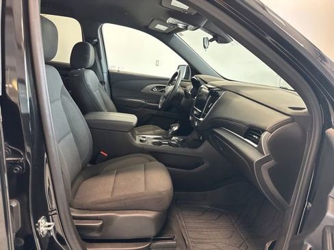 Used 2023 Chevrolet Traverse LT w/ LPO, Floor Liner Package AWD/4WD image 36