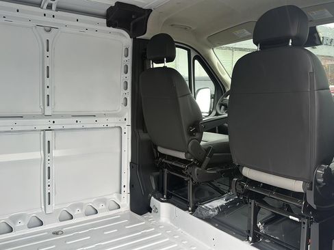 New 2026 RAM ProMaster 1500 w/ Convenience Group FWD image 7