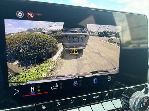 New 2026 GMC Canyon Elevation w/ Convenience Package RWD image 20
