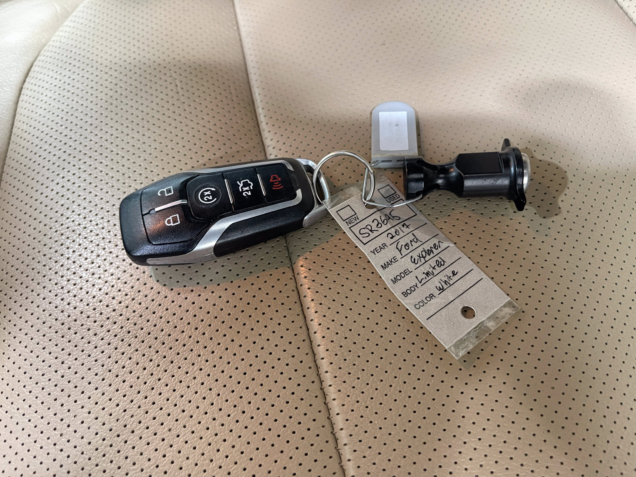 Used 2017 Ford Explorer Limited AWD/4WD image 38