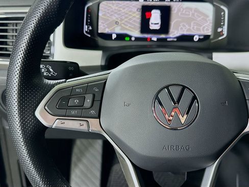 Used 2022 Volkswagen Atlas Cross Sport SEL R-Line image 23