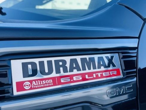 Used 2022 GMC Sierra 2500 AT4 w/ Gooseneck/5TH Wheel Package image 9