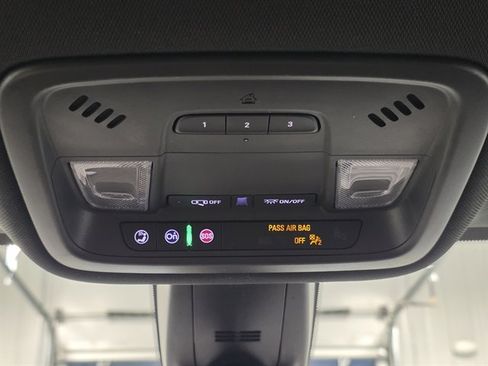 Used 2023 Chevrolet Traverse LT w/ LPO, Floor Liner Package image 42