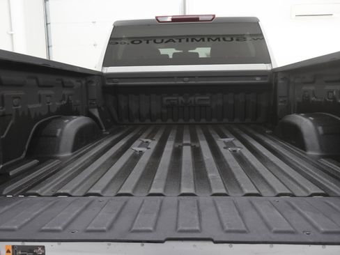 Used 2023 GMC Sierra 2500 SLE w/ SLE Convenience Package image 29