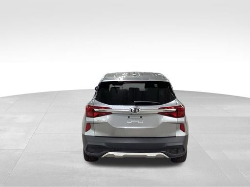 Used 2021 Kia Seltos LX image 26