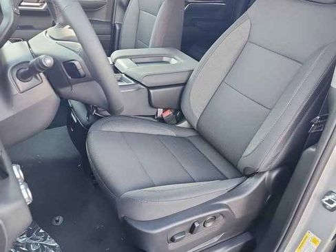 Used 2024 GMC Sierra 1500 Elevation image 28