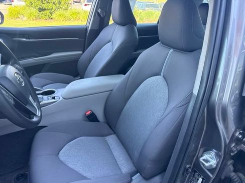 Used 2021 Toyota Camry LE w/ Audio Upgrade Package FWD image 15