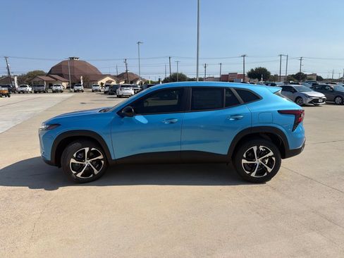 New 2026 Chevrolet Trax RS w/ Driver Confidence Package FWD image 5
