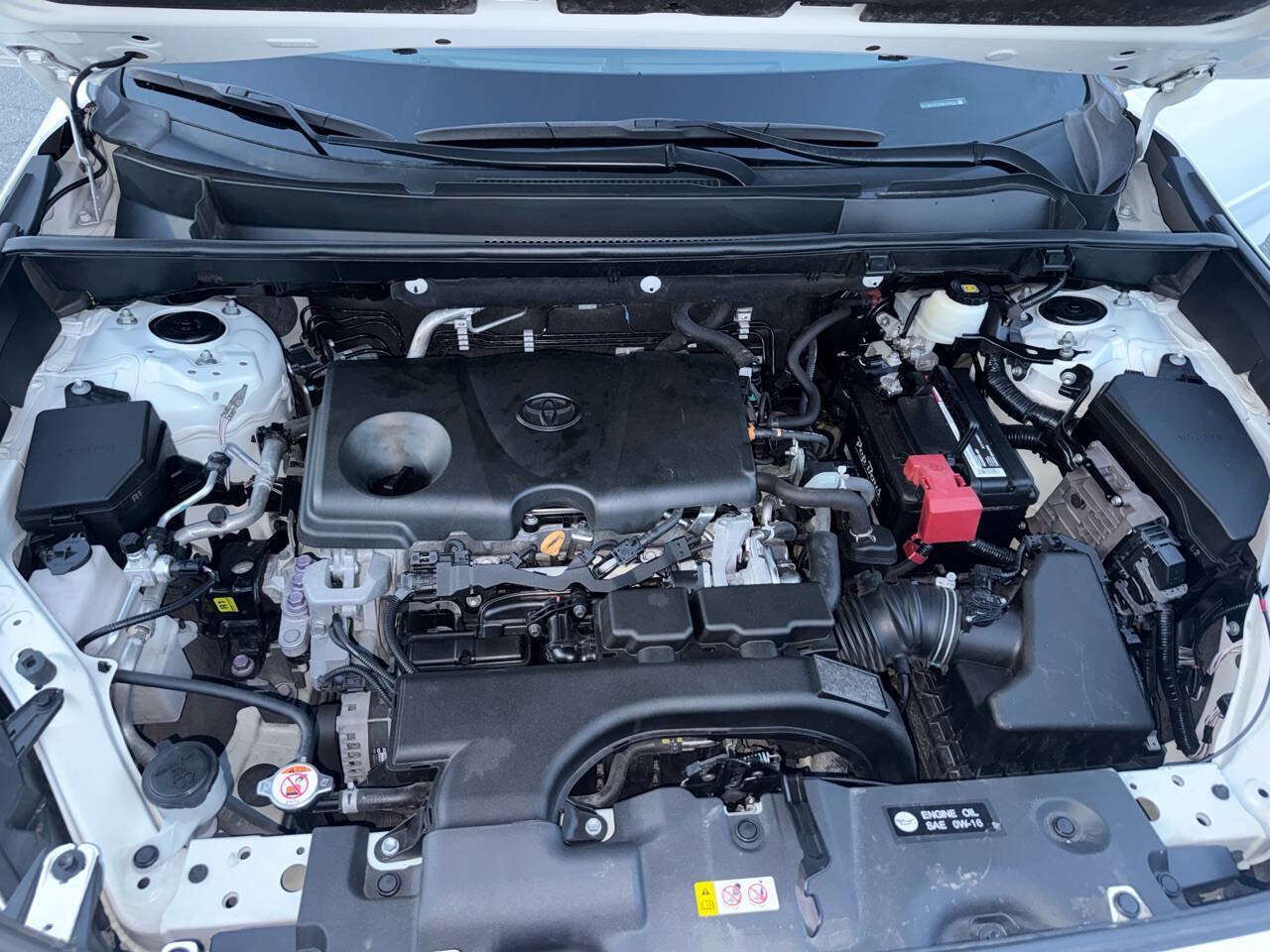 Used 2021 Toyota RAV4 XLE FWD image 17