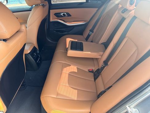 Used 2024 BMW 330i Sedan w/ M Sport Package RWD image 39