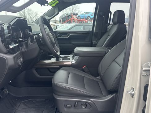 New 2026 Chevrolet Silverado 1500 RST w/ RST All Star Premium Package AWD/4WD image 11