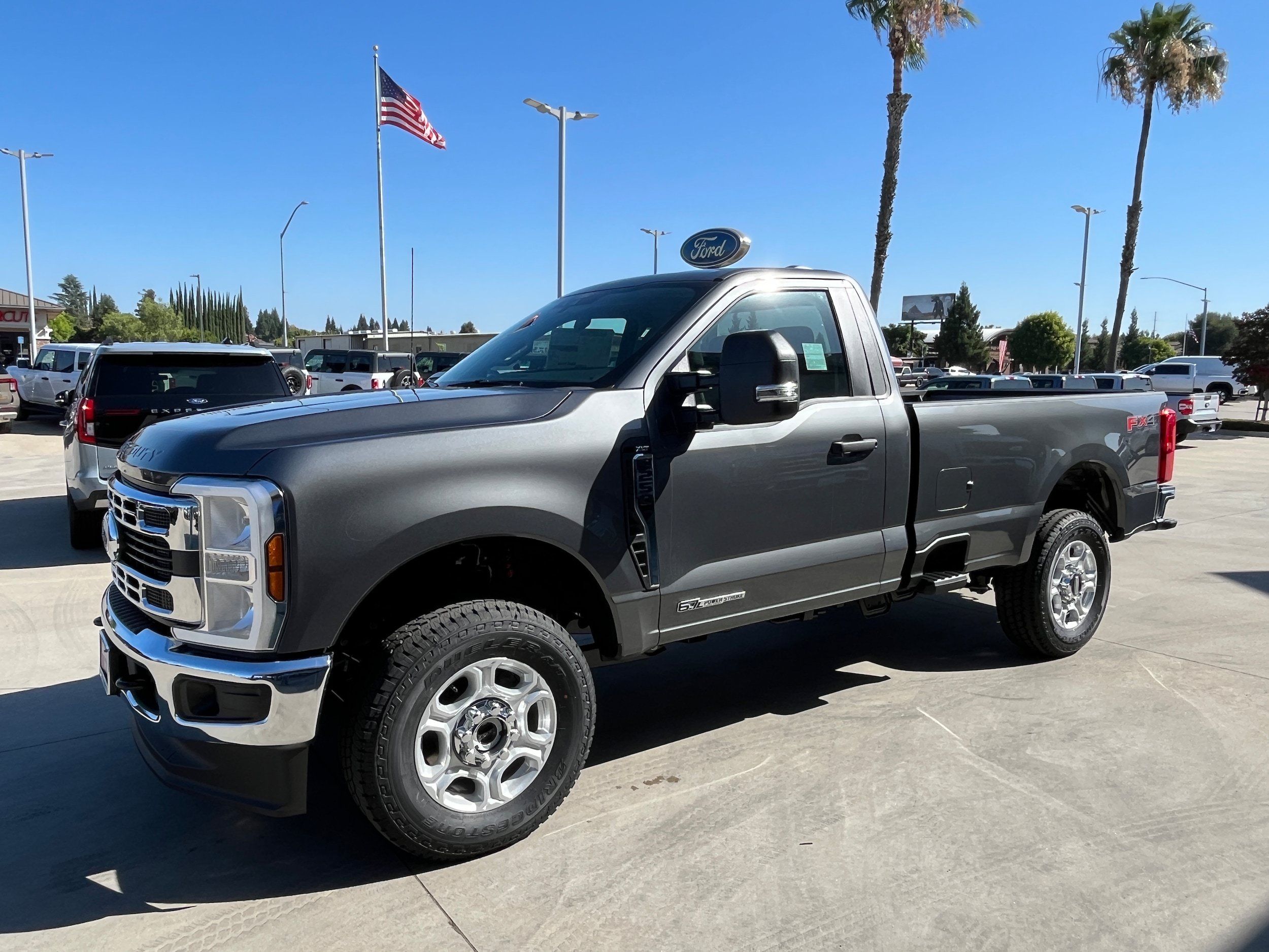 New 2026 Ford F250 XLT w/ FX4 Off-Road Package AWD/4WD image 2