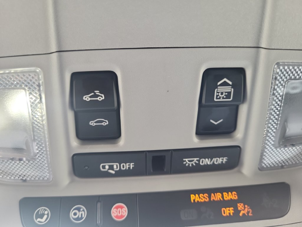 Used 2022 GMC Terrain SLE w/ Driver Convenience Package AWD/4WD image 19