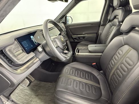 Used 2023 Rivian R1T Adventure image 19