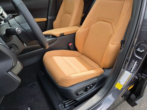 New 2026 Lexus UX 300h AWD image 6