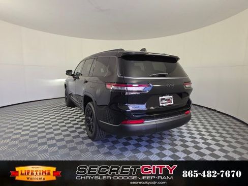 New 2026 Jeep Grand Cherokee L 4WD image 5