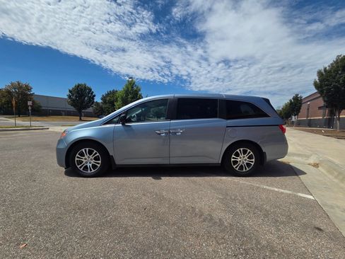 Used 2011 Honda Odyssey EX image 4