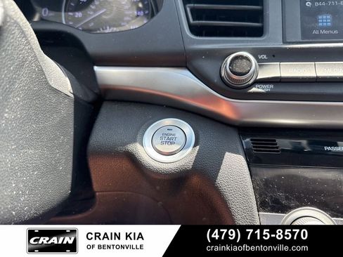 Used 2019 Hyundai Elantra Value Edition w/ Cargo Package FWD image 13