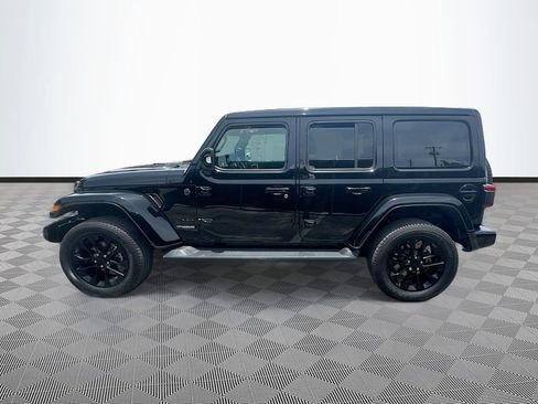 Used 2022 Jeep Wrangler Unlimited Sahara AWD/4WD image 9