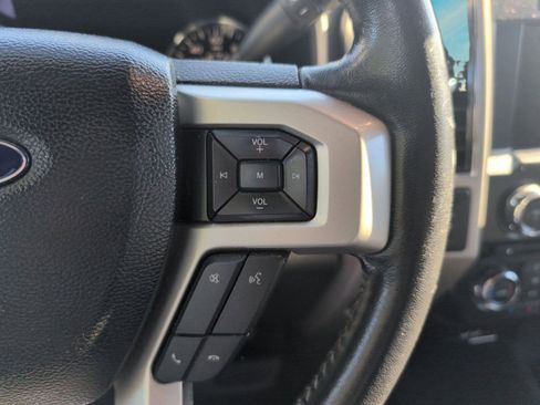 Used 2017 Ford F150 Lariat image 11