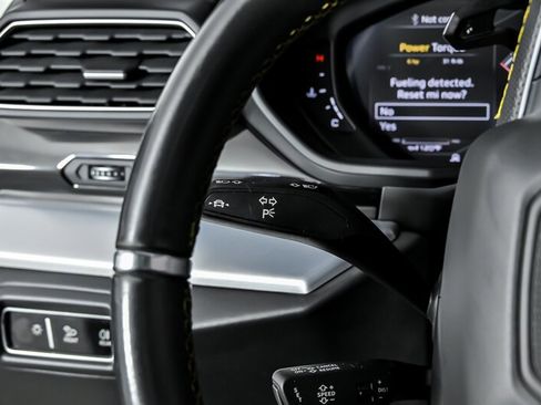 Used 2019 Lamborghini Urus AWD/4WD image 27