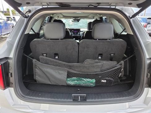 Used 2023 Kia Sorento EX w/ Panoramic Sunroof Package FWD image 14