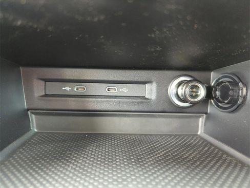 New 2026 Volkswagen Taos S image 30