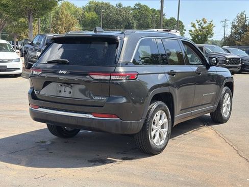 Used 2023 Jeep Grand Cherokee Limited AWD/4WD image 4