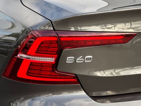 Certified 2024 Volvo S60 B5 Plus AWD/4WD image 25