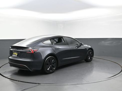 Used 2024 Tesla Model 3 Standard Range RWD image 6