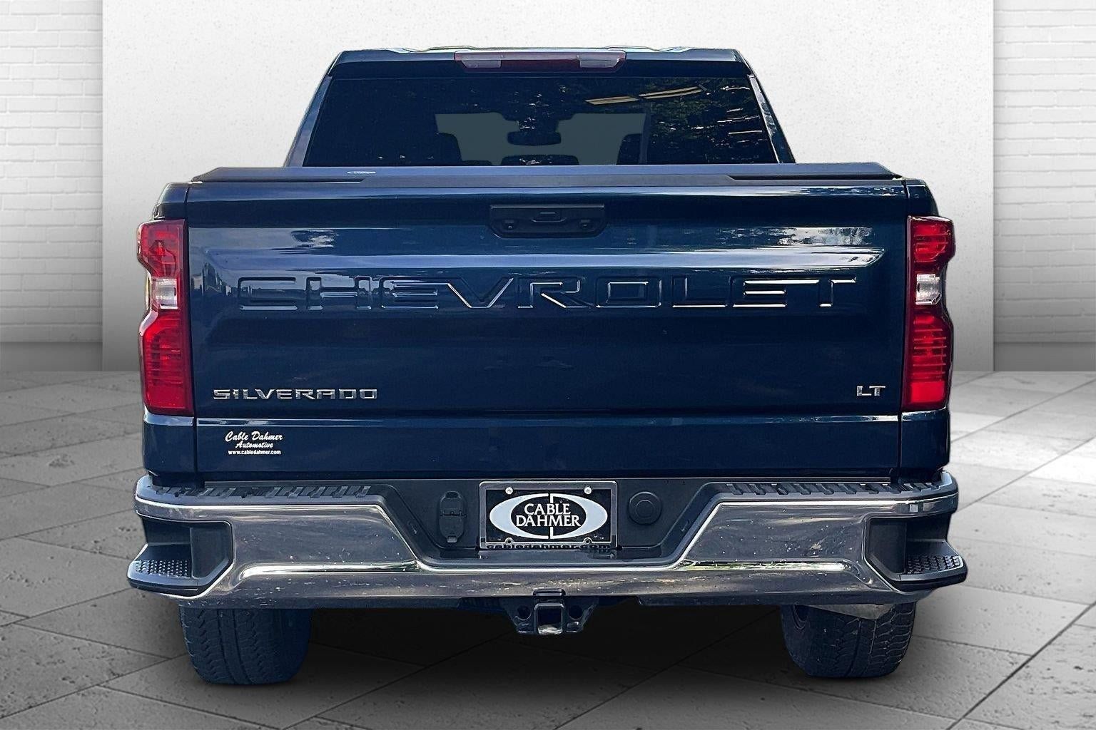 Used 2023 Chevrolet Silverado 1500 LT AWD/4WD image 3
