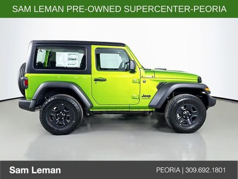 Used 2025 Jeep Wrangler Sport image 8